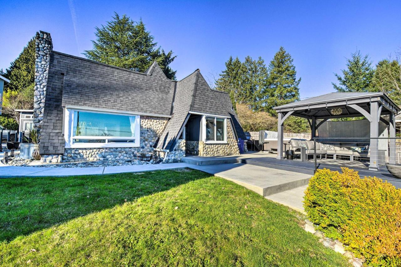 Puget Sound Cabin With Hot Tub And Water Views! 布雷默顿 外观 照片